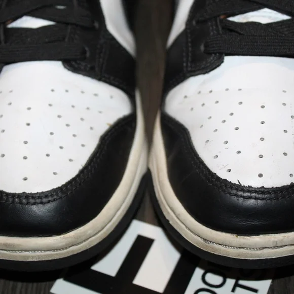 Nike Dunk Low Retro Panda Mens Size 9 Sneakers - Picture 6 of 12
